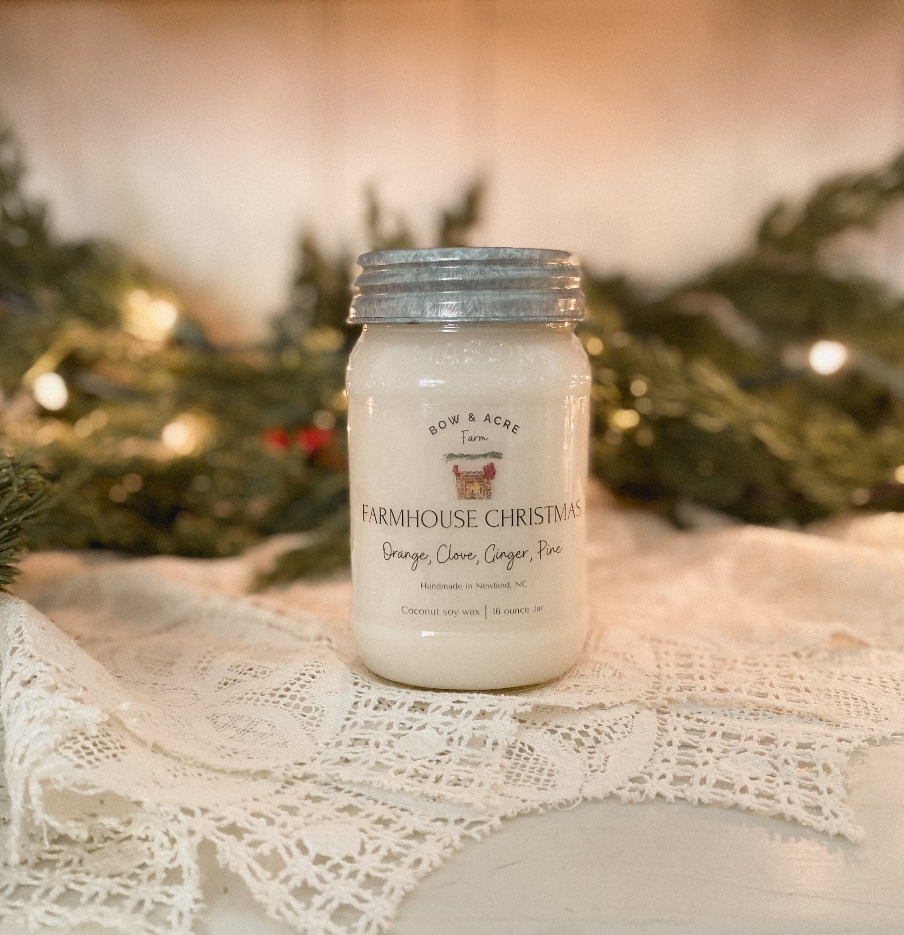 Farmhouse Christmas mason jar candle